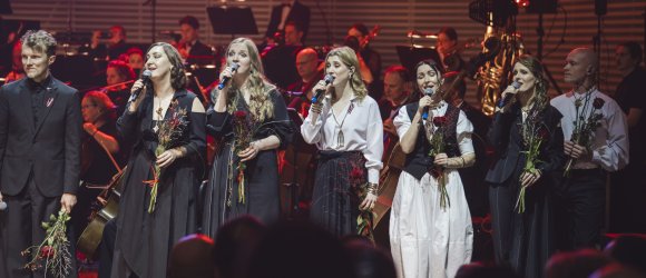 Valsts svētku koncerts - Ieklausies dvēseļu putenī,foto: OHM.lv