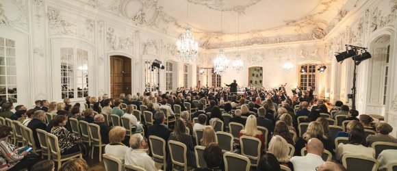 Francijas simfoniskā elegance Rundāles pilī - Guntis Kuzma un Egija Sproģe,foto: Jānis Porietis