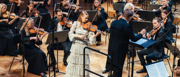 Autumn concert tour with Guntis Kuzma and Elzu Siliņa,foto: Kristaps Anškens, Diāna Kārkliņa, Ņina Škļar and Lina Černauskienė