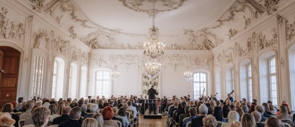 MOCARTS, VASKS UN MARTINŪ Rundāles pilī - Jānis Stafeckis un Renāte Trapāne,foto: Ieva Romaško